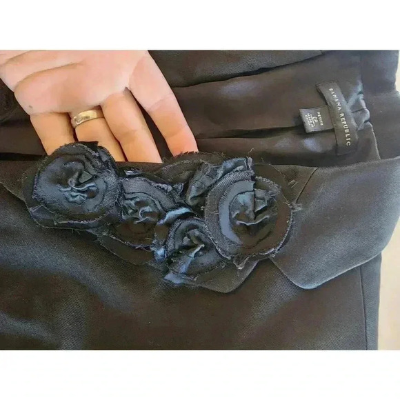 Banana Republic black blazer - Picture 5 of 11